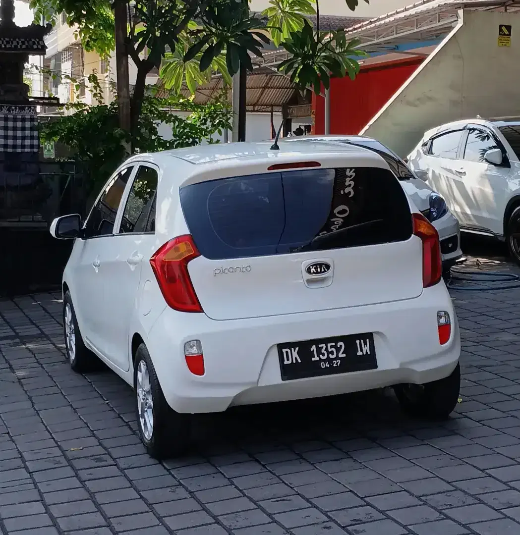 KIA PICANTO SE NEW MODEL AUTIMATIC ASLI BALI SIAP PAKAI - Image 3 of 9