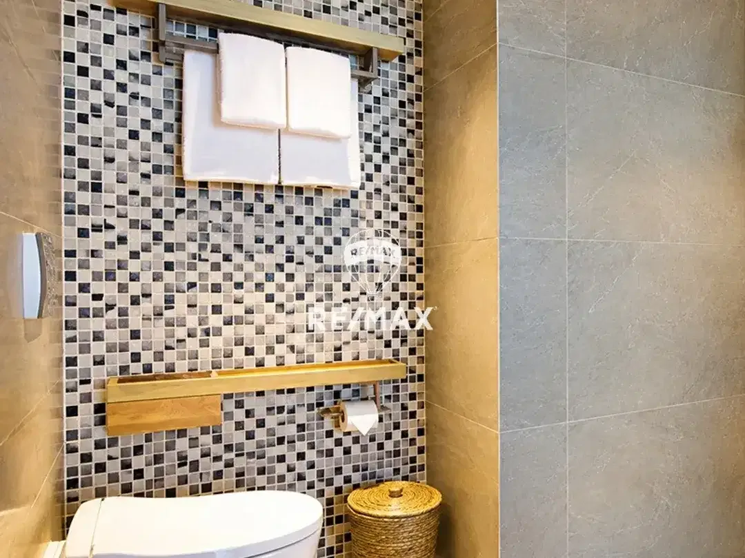 DIJUAL HOTEL MEWAH DI DAERAH SEMINYAK BALI - Image 9 of 10