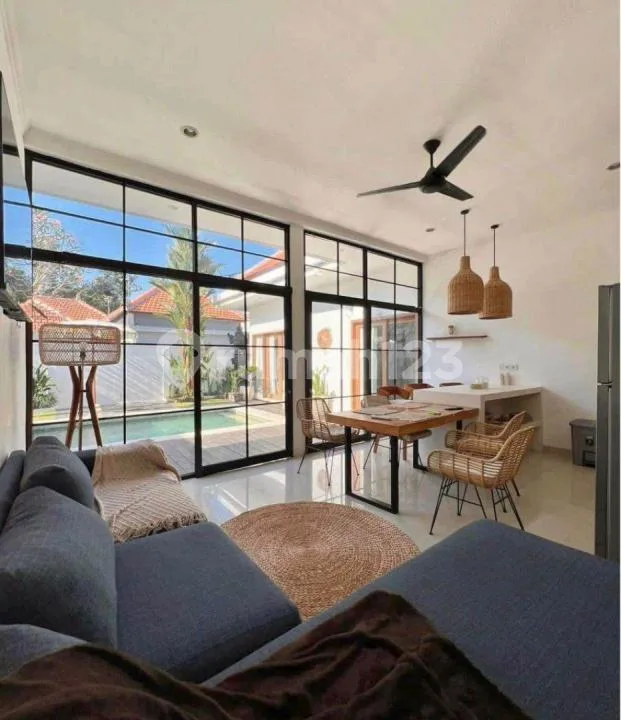 Stunning & Modern 3-Bedroom Private Pool Villa With Garden In Tumbak Bayuh Pererenan | 8 Minutes To Pererenan Beach - Image 4 of 4