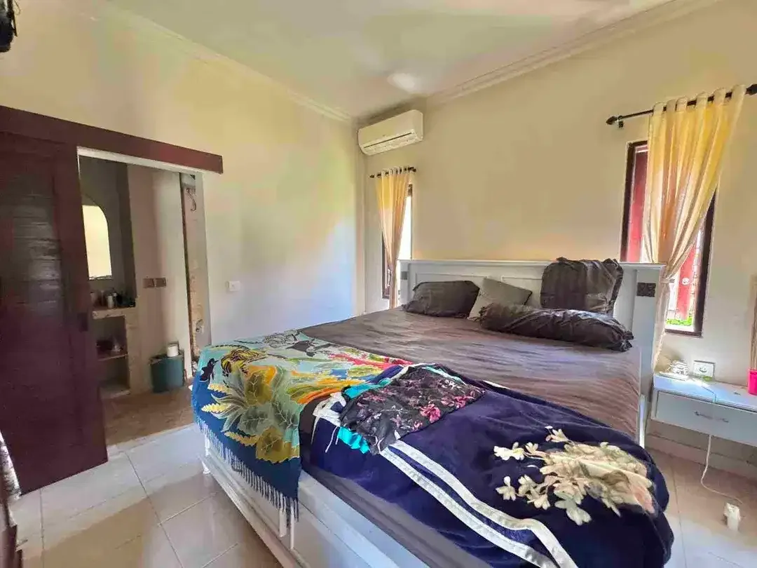For Sale Villa 3 Bedrooms With Pool & Furnished in Sanur Bali - Image 7 of 10