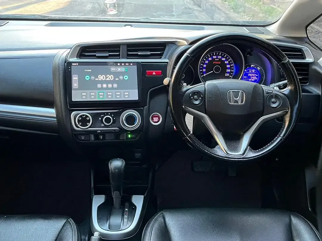 Honda Jazz RS 1.5 Matic Asli Bali DP 16 JT - Image 10 of 10