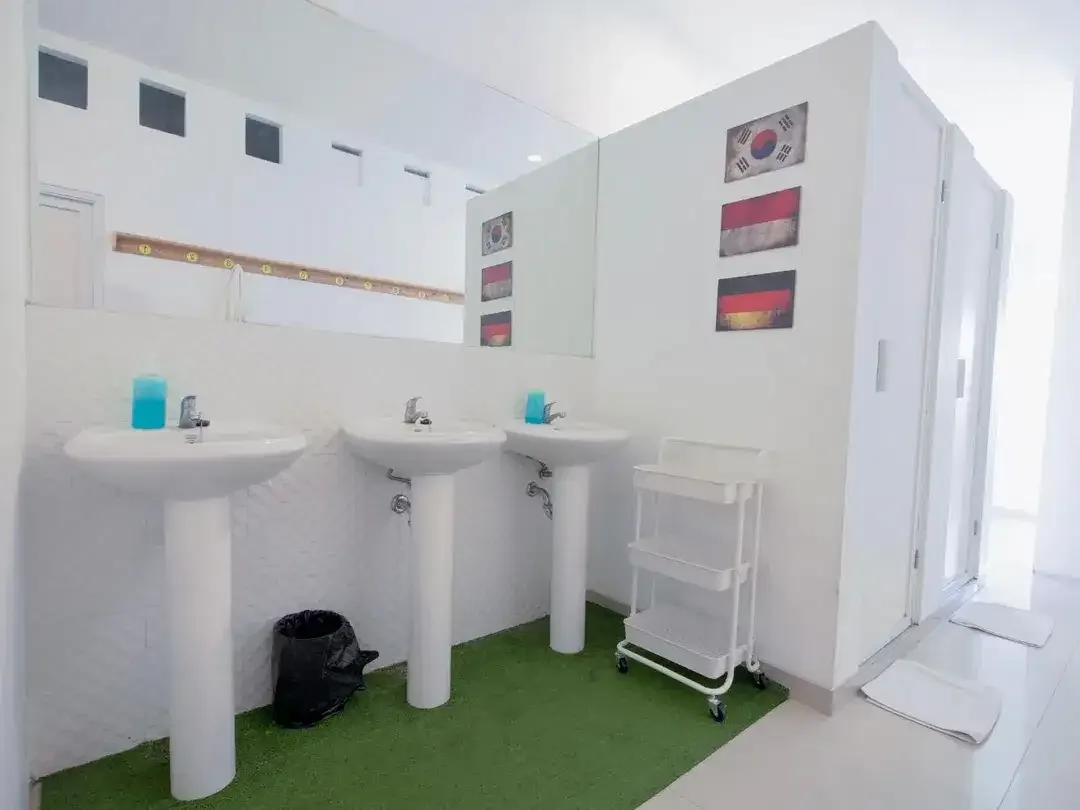 DIJUAL Ruko Capsule Hotel di area Dewi Sri, Bali - Image 7 of 8