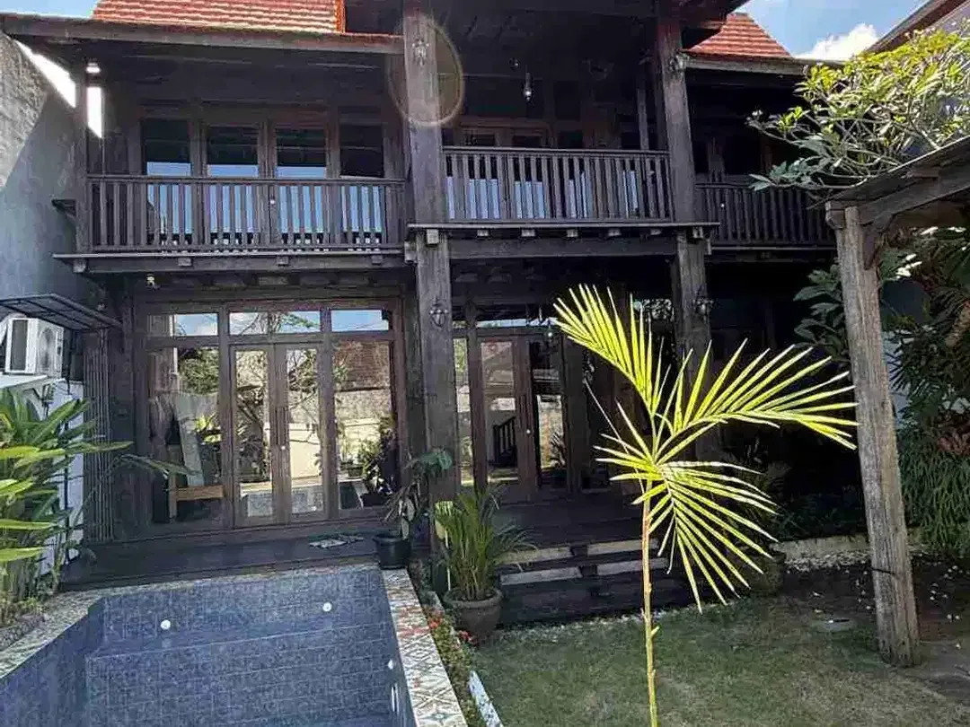 Di jual dan Di sewakan iron wood wooden house villa yang terletak Di kawasan Jl. gn Tangkuban Perahu Denpasar Barat - Image 1 of 10