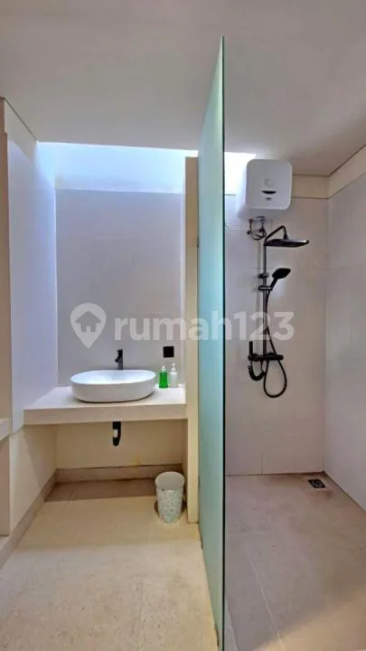 Modern Minimalist Villa For Rent In Sanur 2 Bedrooms - Image 4 of 4