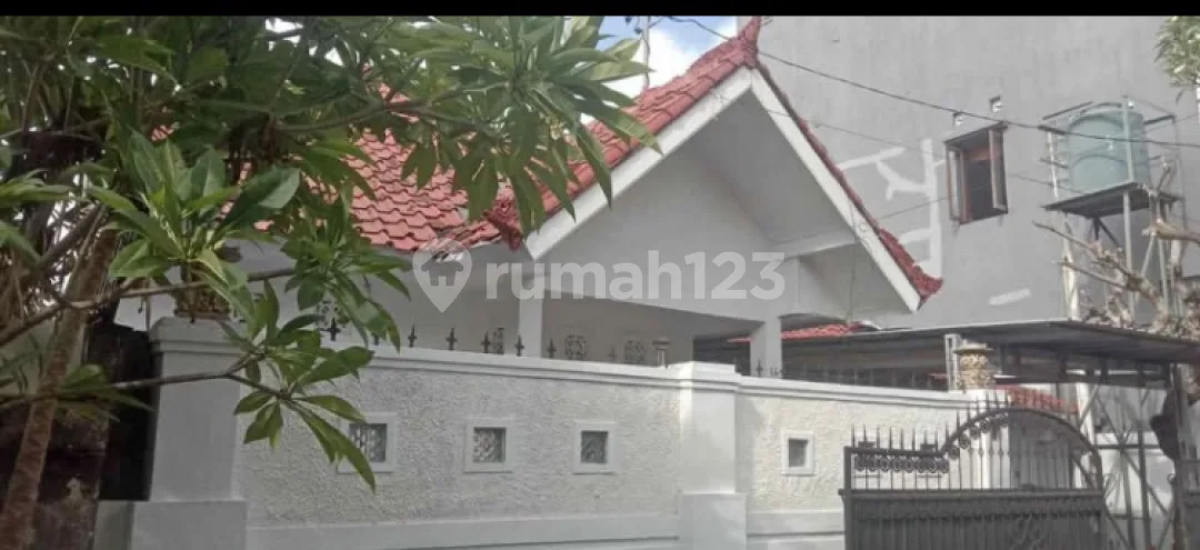 K738 Sewa Rumah Jalan Kesambi Kerobokan Kuta Badung Bali Dekat Denpasar Seminyak Canggu Teuku Umar Mahendradata - Image 2 of 4