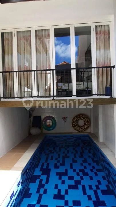 Villa Guest House Luas Strategis Zona Pemukiman di Jimbaran - Image 2 of 4