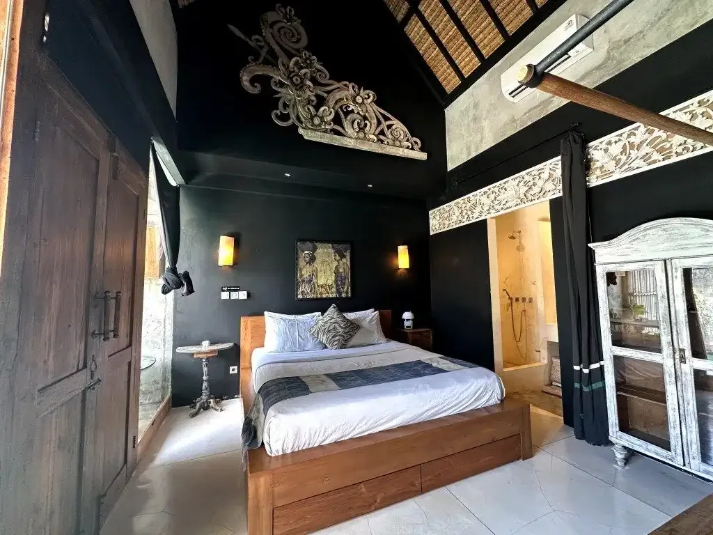 Dijual Villa One Bedroom Lokasi Strategis di Berawa Canggu - Image 1 of 10