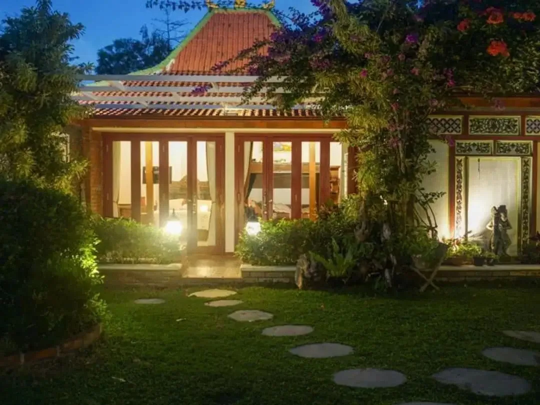 Villa JOGLO di Pecatu Uluwatu dekat Pantai - Image 2 of 10
