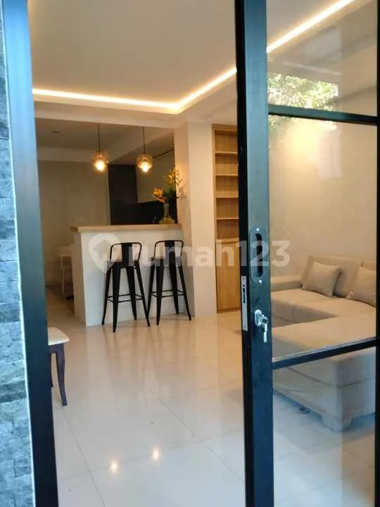 Villa For Rent Located In Prestigious Area Surrounded By 5 Star Resorts And Villas (Four Season, Ayana, Raffles, Etc),Near The Beach With Lush Green Forest Feels Like Ubud - Image 3 of 4