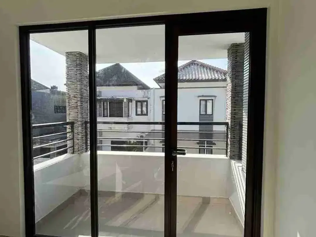 DIJUAL
Rumah Baru Siap Huni
Lokasi Jln Sandat Denpasar Dekat polda Bali - Image 7 of 9