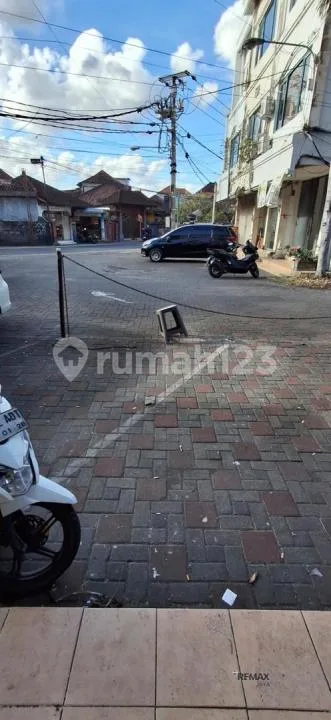 Ruko Premium 3 Lantai Cocok untuk Kantor Dijual, di Teuku Umar Denpasar - Image 3 of 4