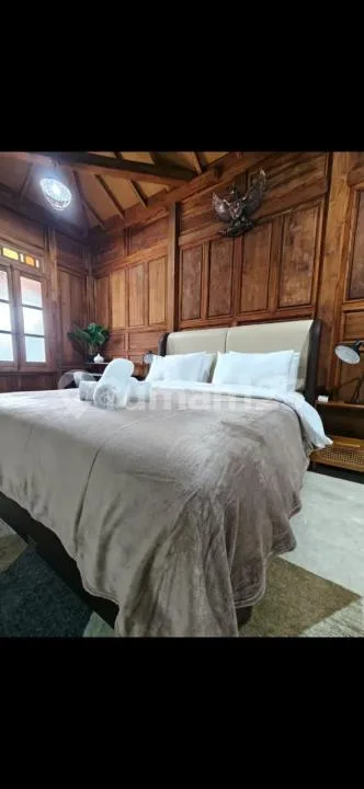 Disewakan Rumah Joglo Furnished di Seminyak - Image 4 of 4