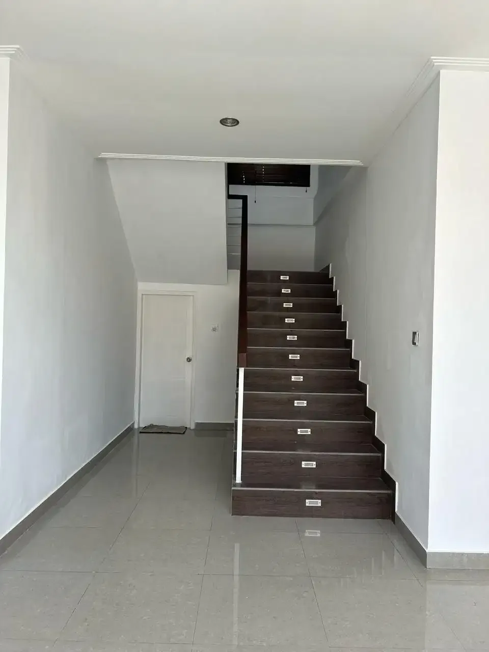 Rumah Mewah Di Buluh Indah Gatsu Barat Dkt Mahendradatta Cargo Ubung - Image 9 of 10