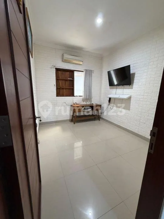 Rumah Modern Fully Furnished Nusa Dua One Gate Security System - Image 3 of 4