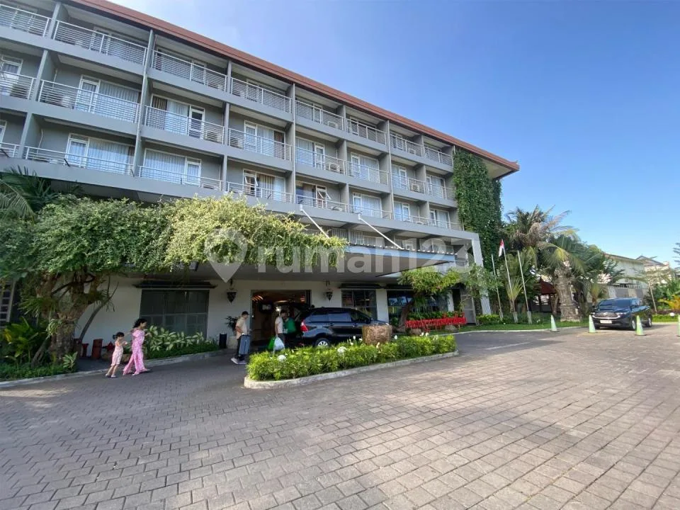 Apartment Studio Lantai 5 Pool View di Ramada Encore Seminyak Area Nyaman dan Strategis - Image 2 of 4