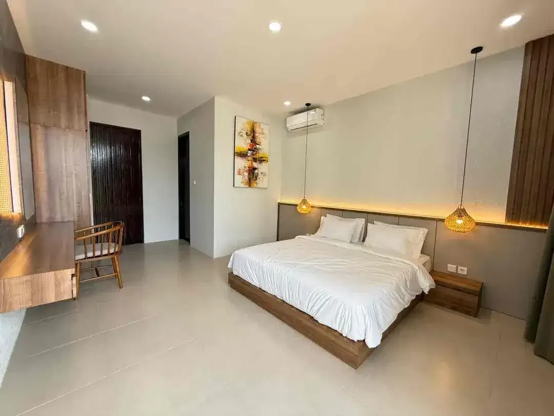 New Modern Tropical Villa in Canggu Padonan - Image 9 of 10