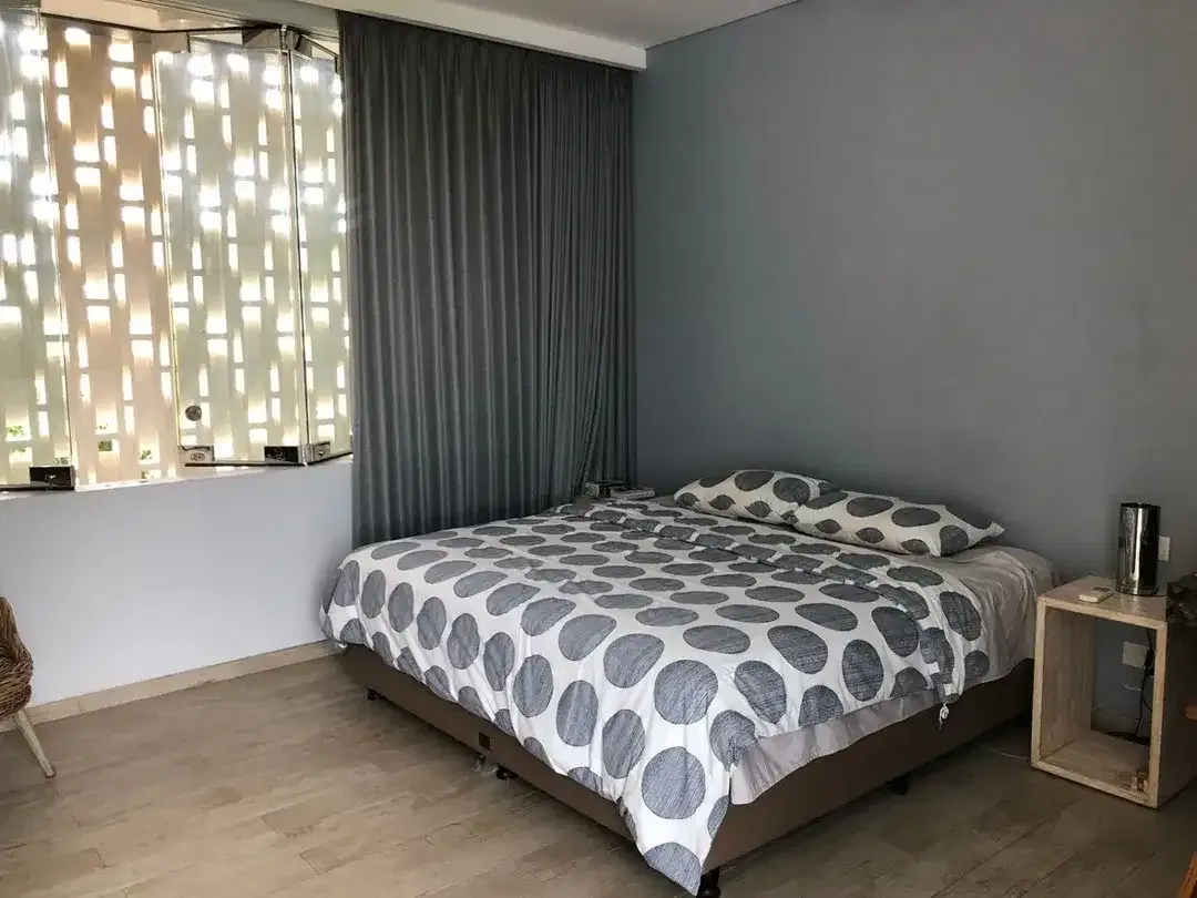 Vila Megah Fully Furnished di Jimbaran, Hanya 1,2 Km Dari Bypass - Image 6 of 10