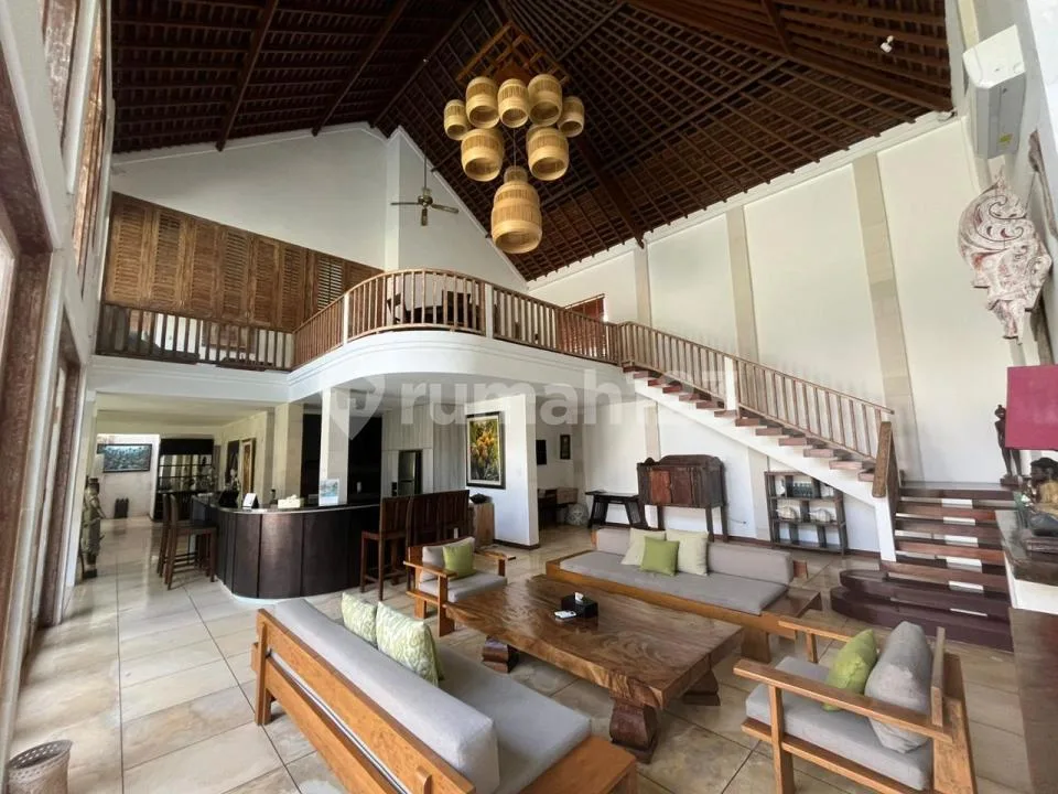 Yearly Rental Beautiful Villa At Strategic Location In Seminyak - Image 2 of 4