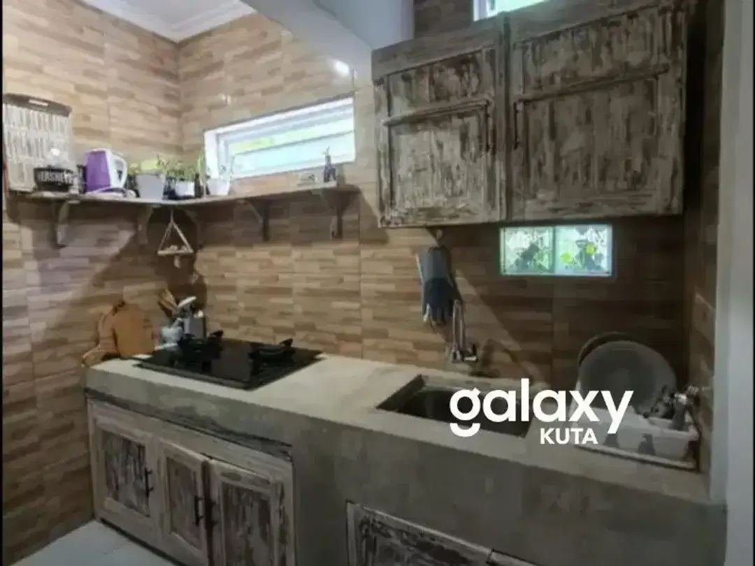 MINIMALIS WHITE HOUSE IN KARANG MAS JIMBARAN FOR RENT - Image 5 of 7