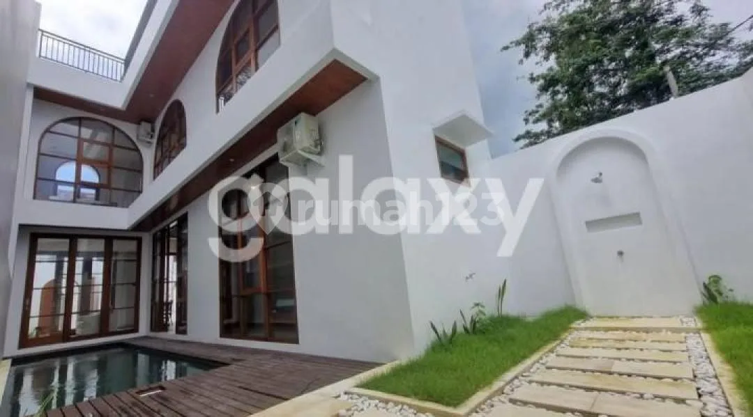 Villa 2 Lantai di Balangan Benoa Badung, Bali - Image 2 of 4