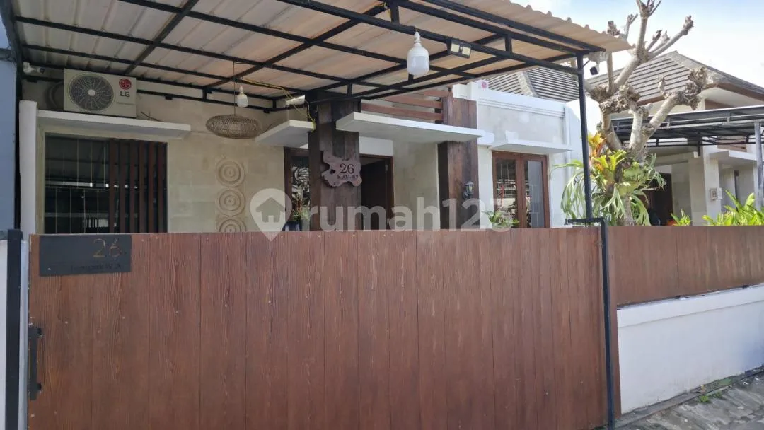 Modern Minimalist House, Clean And Quiet Residence, Kesiman Kertalangu Sanur Location. - Image 2 of 4