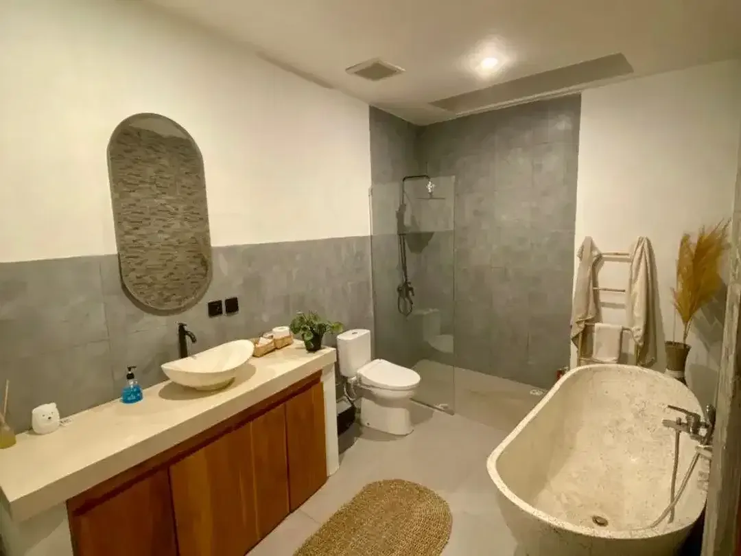 Stunning 2 Bedroom Villa for Rent Long Term in Munggu Canggu Bali - Image 7 of 10