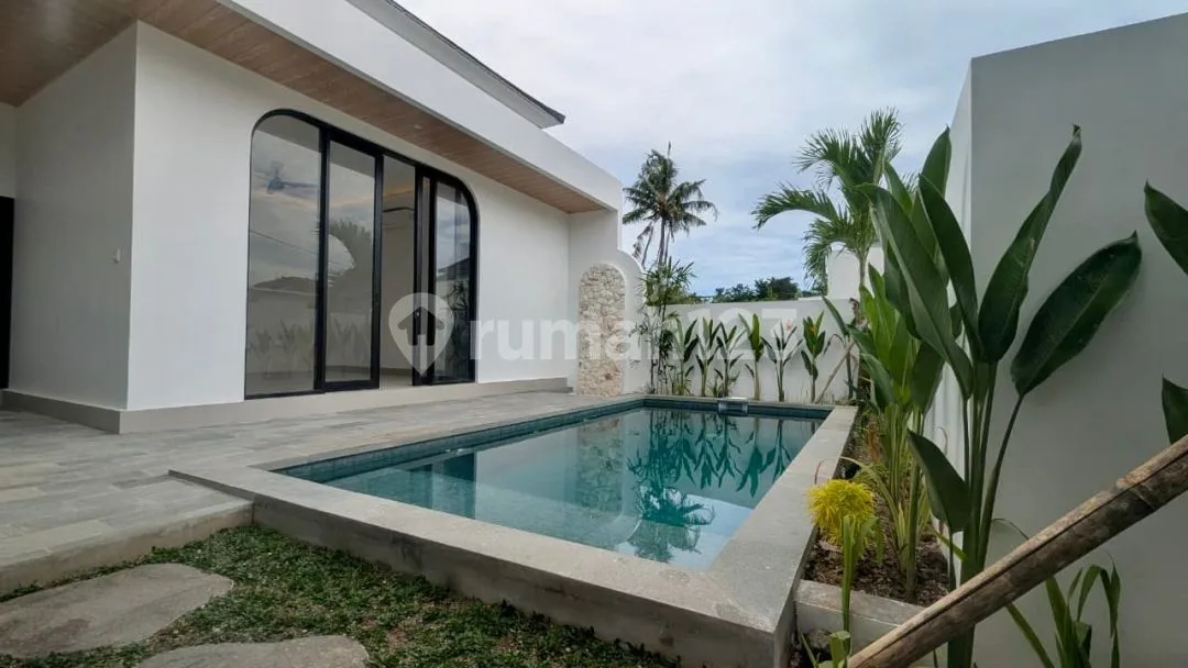 Villa In Tumbak Bayuh, Semi Furnished.. Batu Bolong, Seseh, Canggu - Image 3 of 4