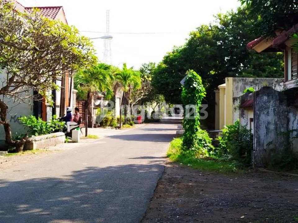 Tanah 2 Are Siap Bangun Lingkungan Eksklusif Dekat Lapangan Renon - Image 1 of 4