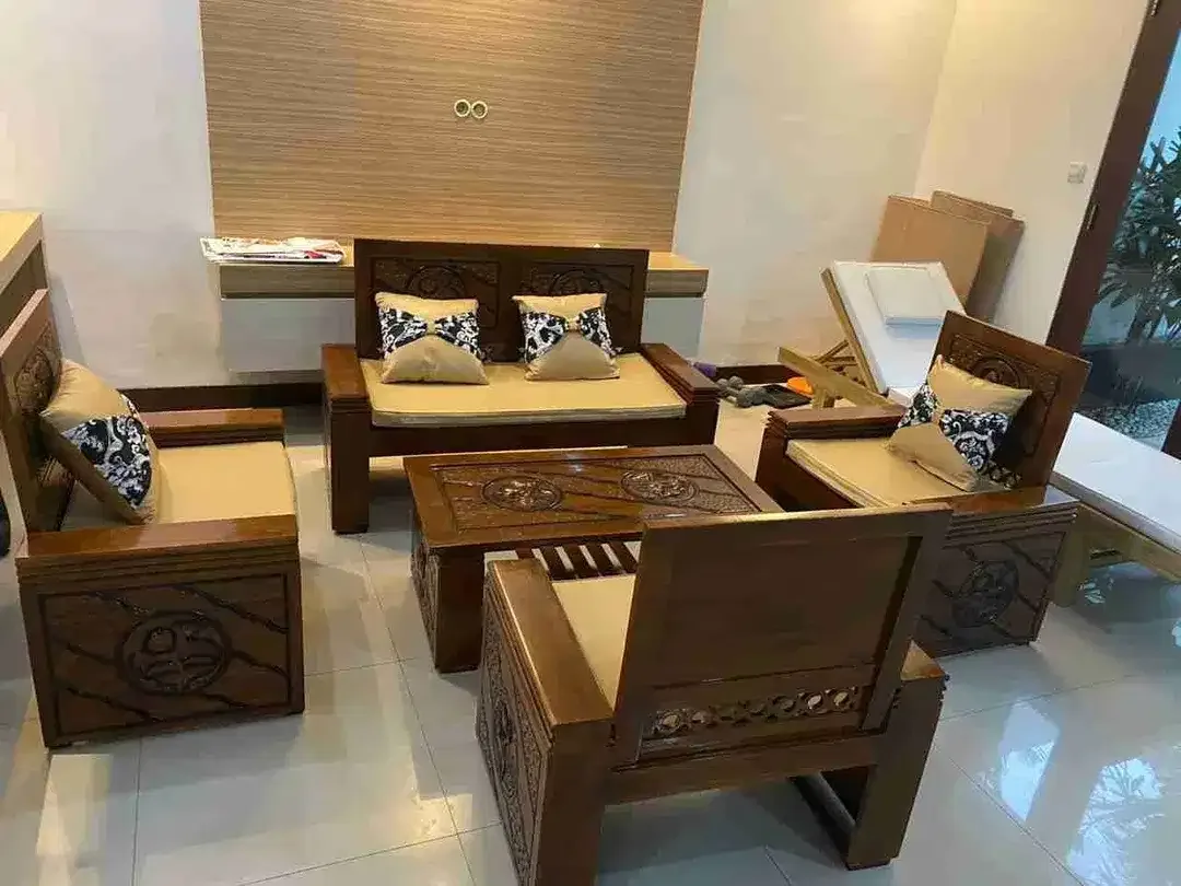 RUMAH SEMI VILLA DI TUKAD BALIAN RENON DENPASAR FULLY FURNISH - Image 5 of 9