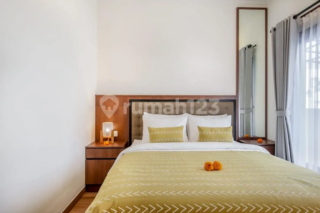 Rumah Modern Semi Villa dengan Kolam Renang Pribadi - Image 4 of 4