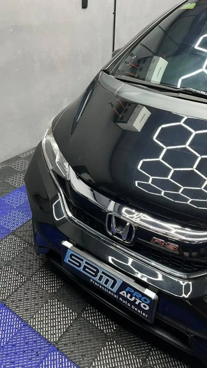 HONDA JAZZ RS 2018 HITAM AT ASLI BALI - Image 3 of 10