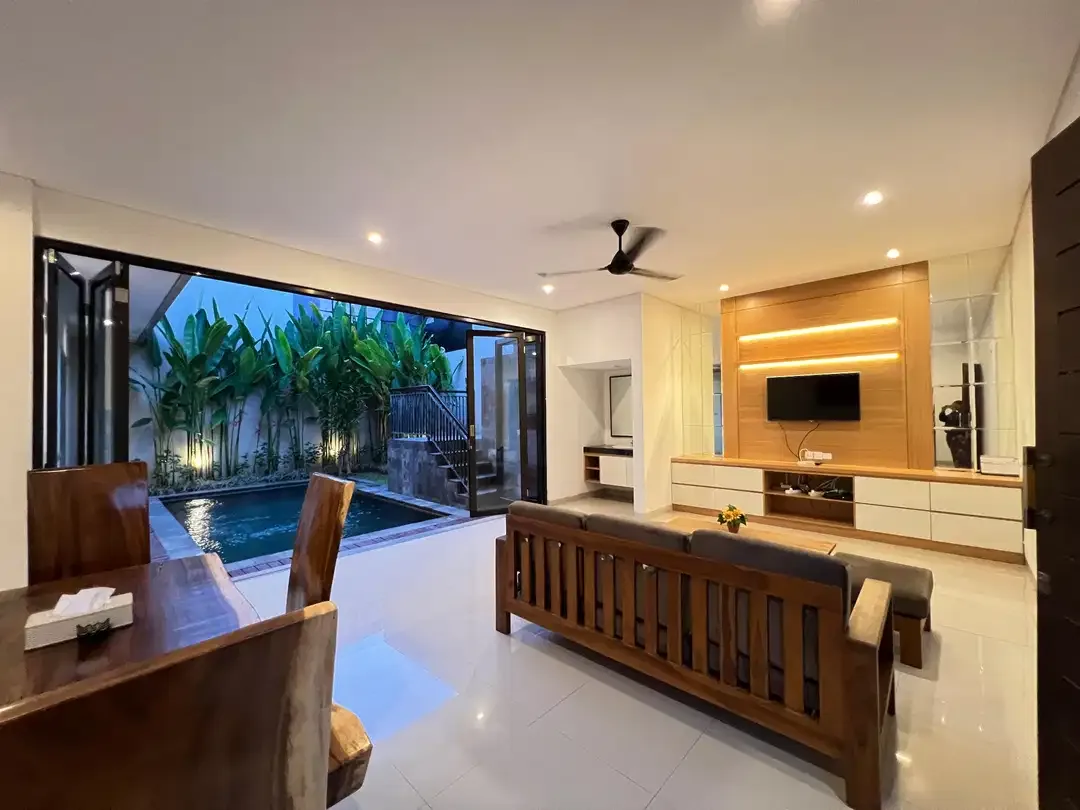 DIJUAL VILLA PREMIUM DUA LANTAI KAWASAN KUTA BADUNG BALI - Image 2 of 9
