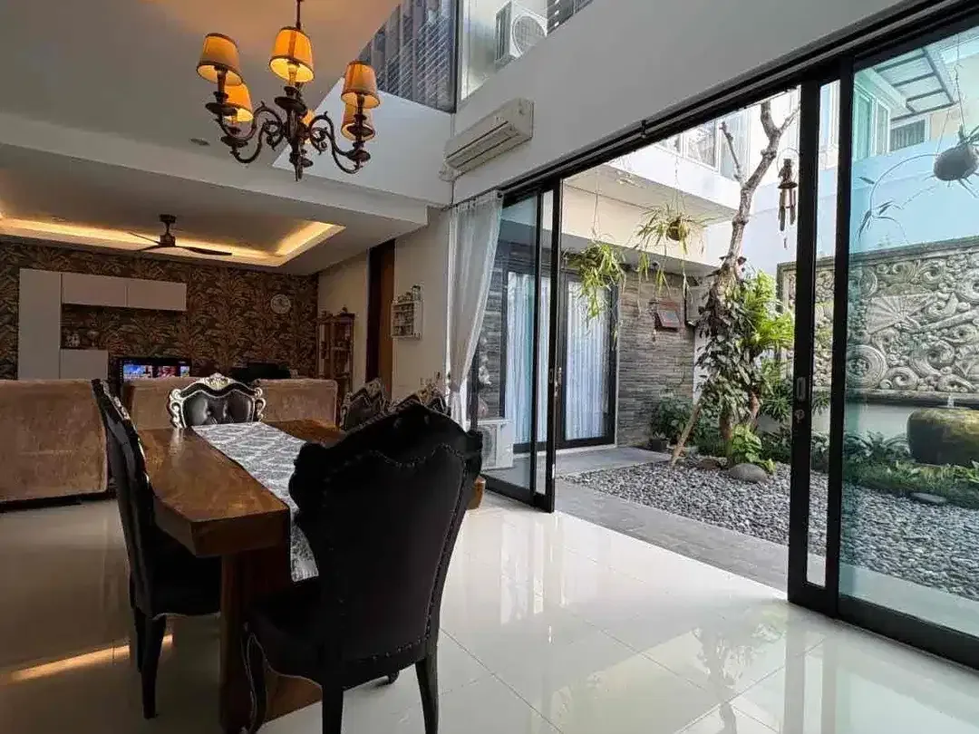 DIJUAL RUMAH MEWAH FULLY FURNISHED DI CITRALAND, DENPASAR - Image 5 of 10