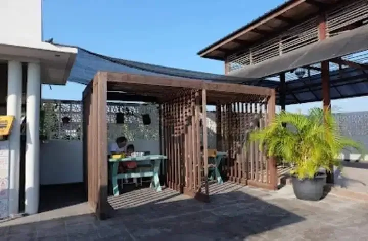 For Sale Hotel Bintang 3 Lantai 3 Petitenget Seminyak - Image 4 of 10
