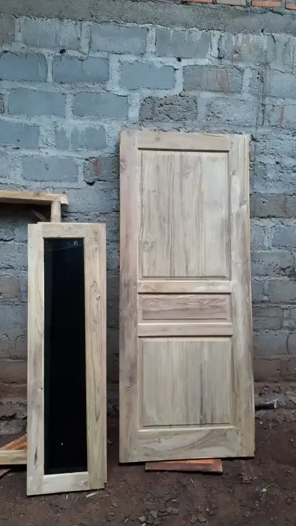 Jual daun pintu bahan kayu mahoni dan jati bisa costum - Image 1 of 5
