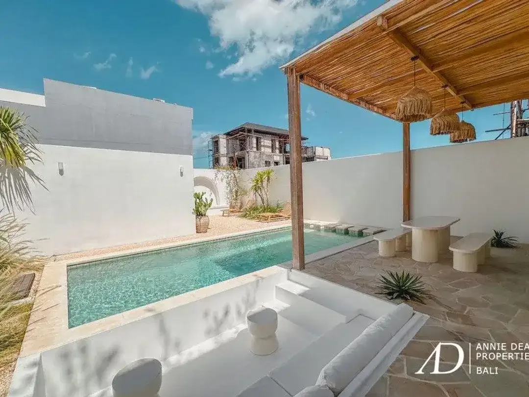 FREEHOLD BRAND NEW MEDITERRANEAN STYLE VILLA UNGASAN - Image 2 of 10