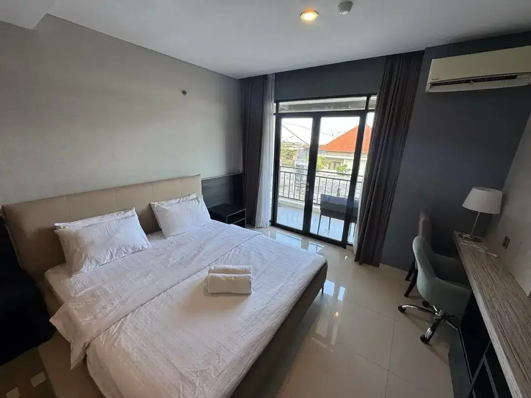 For Sale : Studio Apartment at Grand Kuta Hotel & Residence - Image 2 of 10