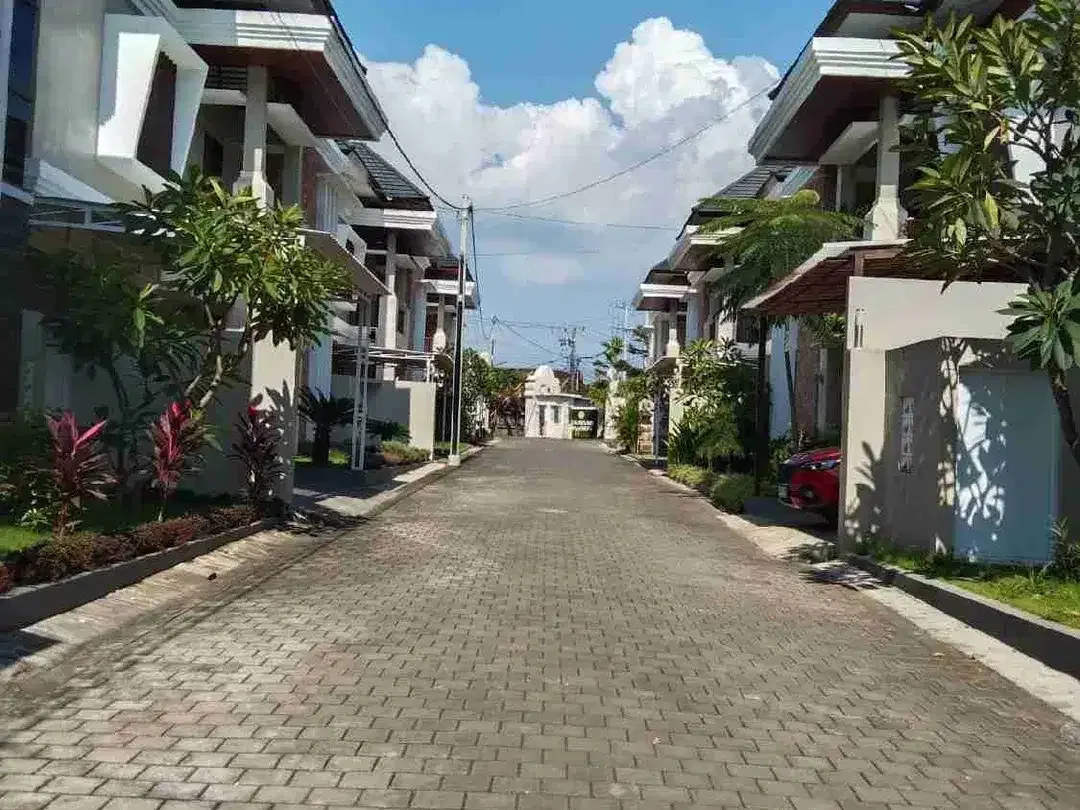 rumah semi villa 2 Lantai Dekat pantai sanur SHM strategis - Image 5 of 5