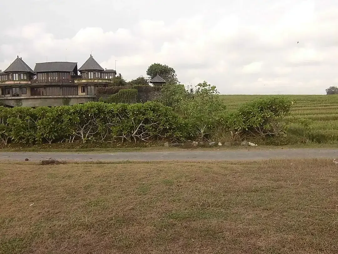 Land 5180 Sqm Beach Front In Tabanan - Image 5 of 7