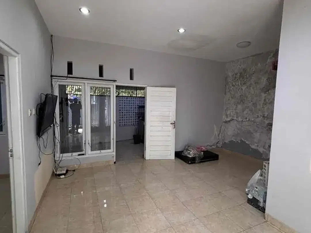 Rumah MURAH Strategis di Perum Raya Kampial - Image 4 of 9