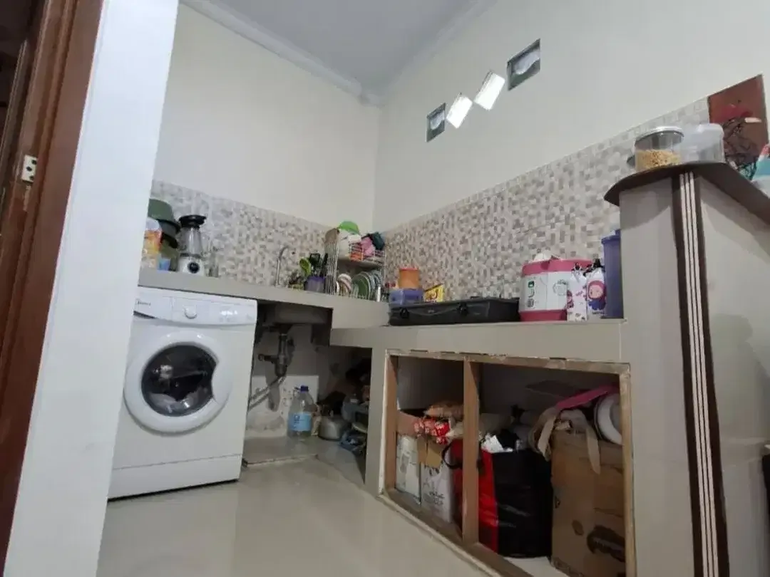 Dijual Rumah 1 Lantai Siap Huni - Berlokasi di Sanggulan, Tabanan - Image 2 of 5