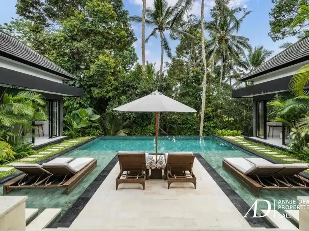 LEASEHOLD | HIGH-YIELD TROPICAL VILLA NEAR UBUD CENTRE - Image 2 of 10