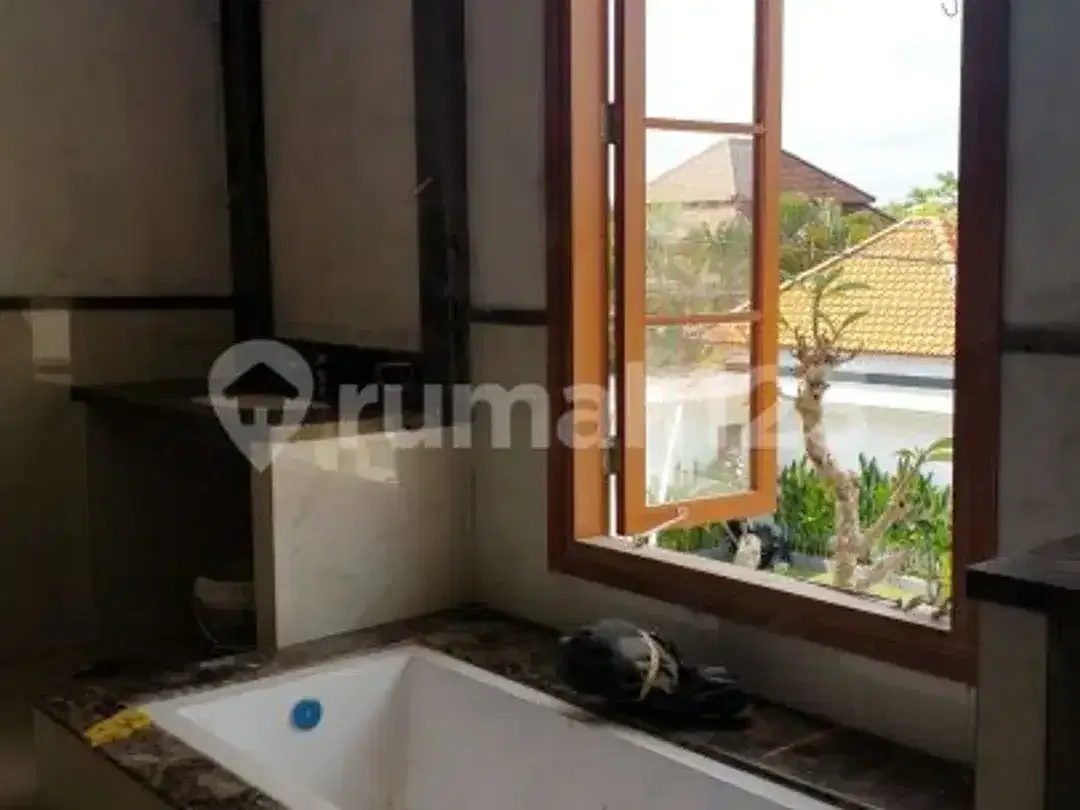 Exclusive 4-Bedroom Brand New Villa In Bumbak Umalas Canggu Bali - Image 8 of 10