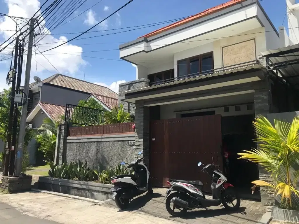 Dijual Rumah Elite Kawasan renon - Image 1 of 5