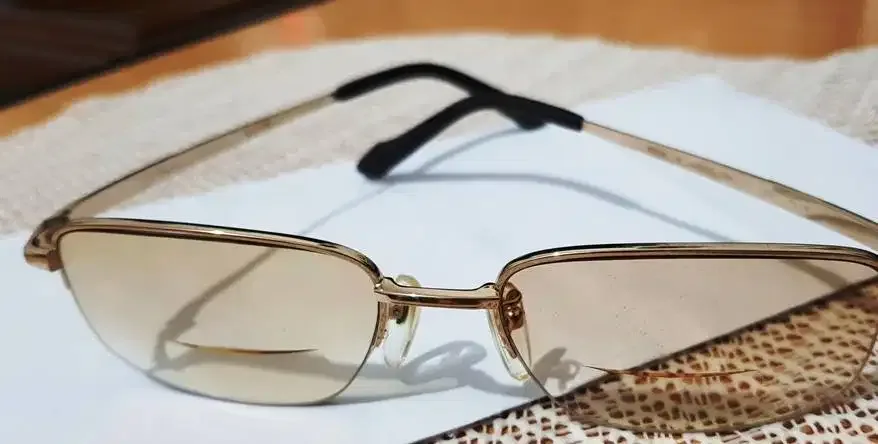 Kaca mata Frame ST DUPONT original TITANIUM Brown and White - Image 9 of 10