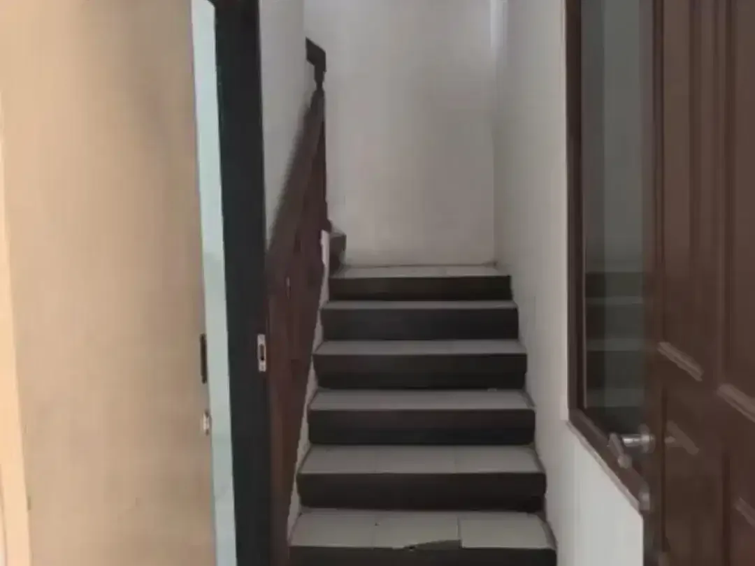 Properti Strategis 2 Lantai di Jantung Kota Denpasar (Dekat Simpang 6 & Akses Utama) - Image 10 of 10