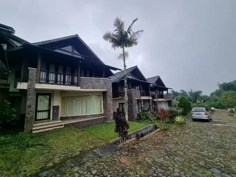 jual Villa   Cantik di daerah Wisata Bedugul udara sejuk nyaman - Image 1 of 10