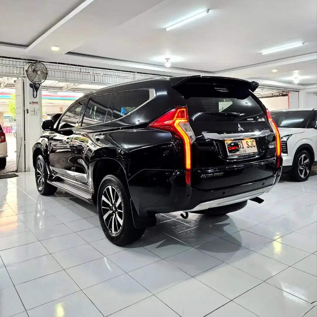 [2020] DP 59jt! Pajero Sport Dakar Sunroof diesel matic 2020 NIK 2019 - Image 5 of 10