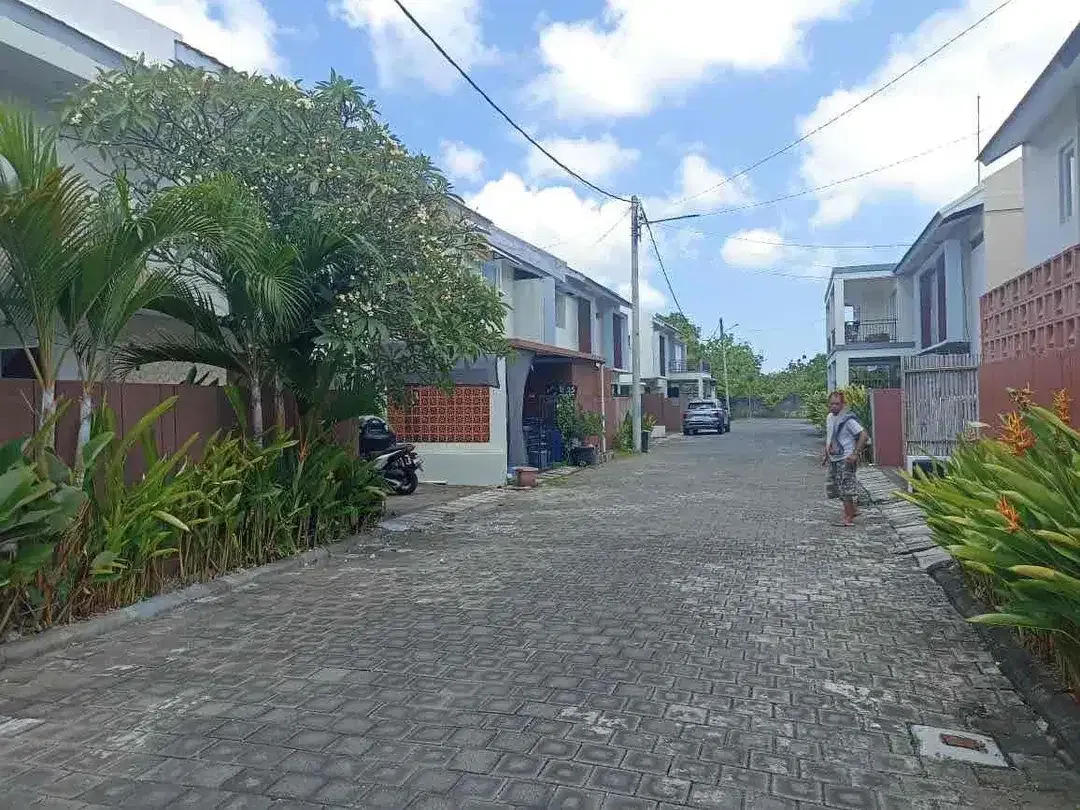 Dijual rumah Modern
Lokasi Strategis
One gate sistem
Jimbaran Bali
. - Image 4 of 10