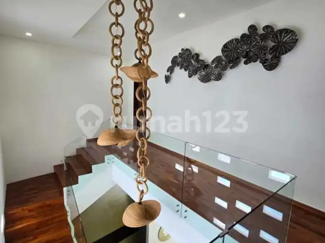 Vila Tropis Mewah Modern Multi Level, Jimbaran Dekat Gwk - Image 6 of 10